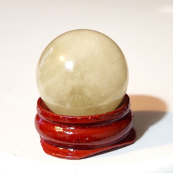 Lovely, 1.53"/38.6mm Natural Citrine Sphere. Comes With Small Shiny, Wood Stand. - Picture 3 of 6